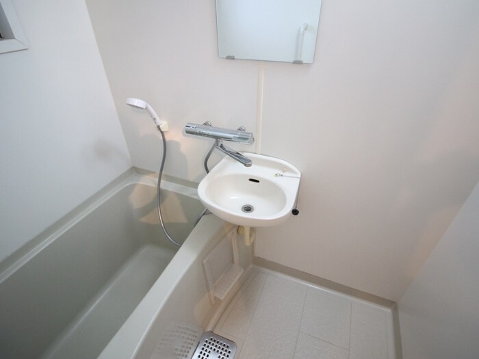 物件内観写真13　(洗面)