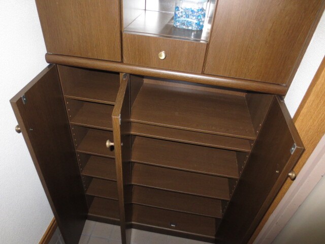 物件内観写真16　(靴箱)