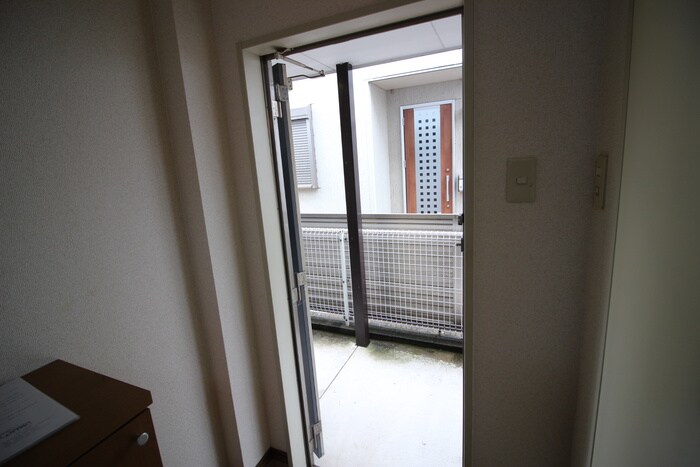 アネックス西枇杷島の玄関