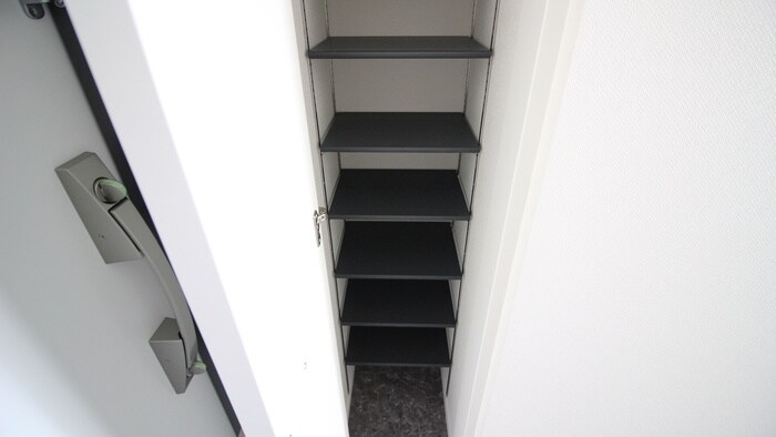 物件内観写真17　(靴箱)