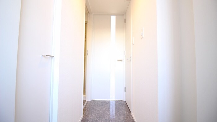 物件内観写真21　(廊下)
