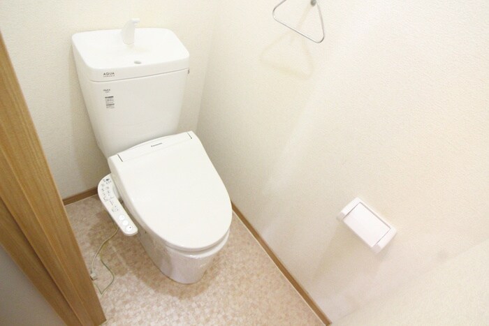 物件内観写真12　(トイレ)