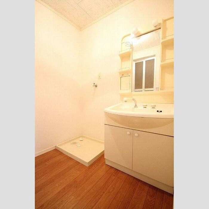 物件内観写真10　(洗面)