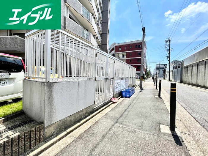 物件外観写真3　(建物設備)