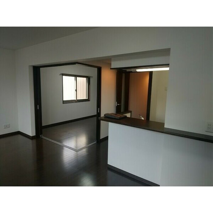 物件内観写真11　(居室)