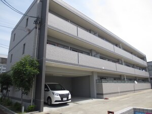 アバンセ楠外観写真