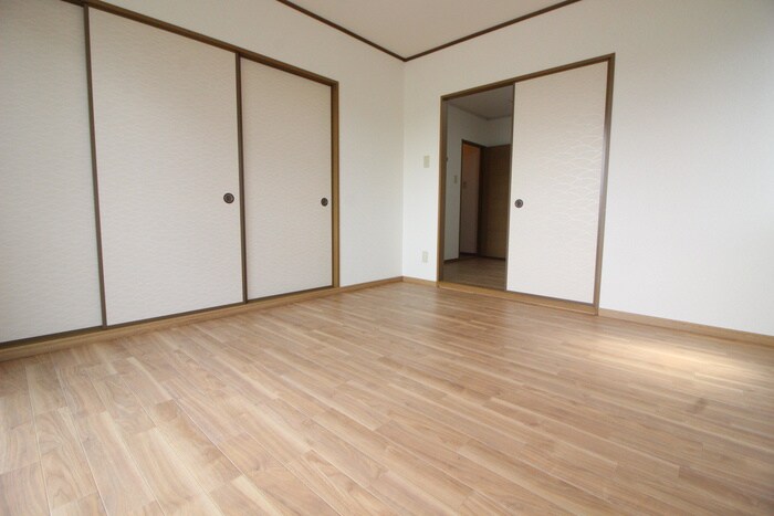 物件内観写真11　(居室)