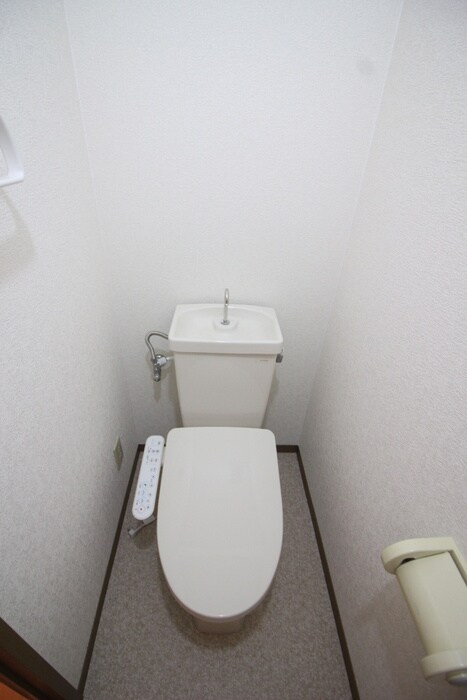 物件内観写真17　(トイレ)