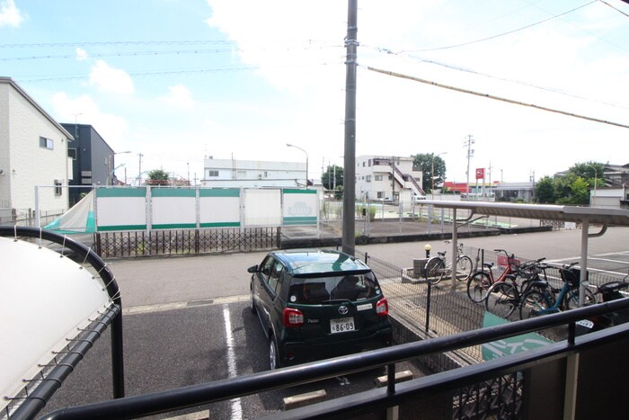 物件内観写真22　(室内からの展望)