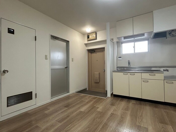 物件内観写真10　(居室)