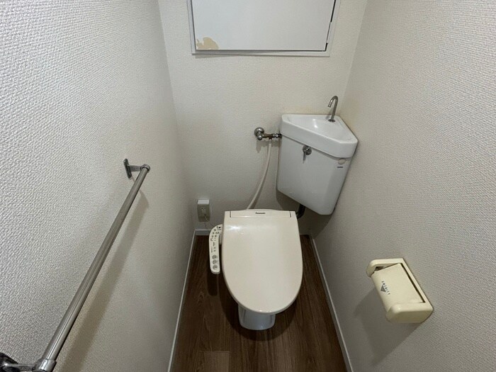 物件内観写真15　(トイレ)