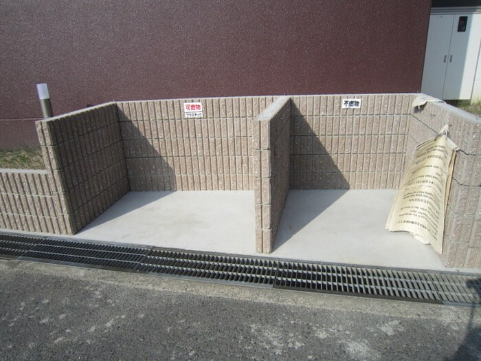 物件外観写真3　(その他)