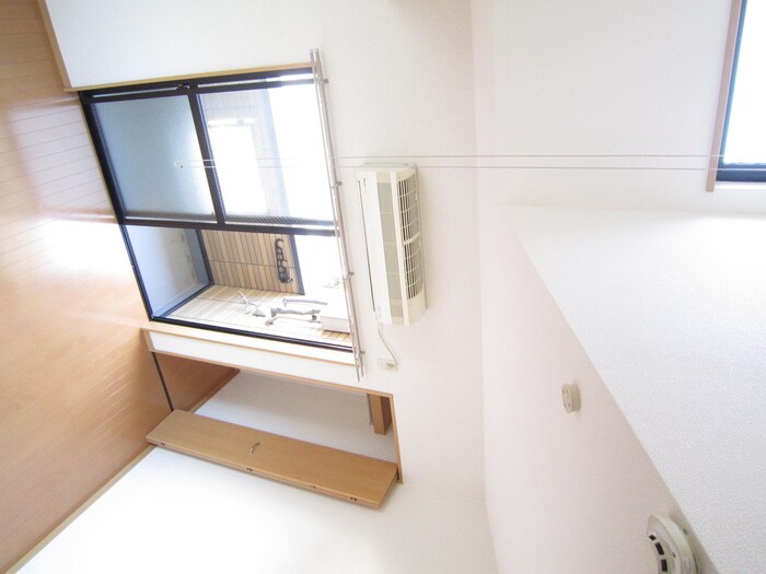 物件内観写真22　(居室)