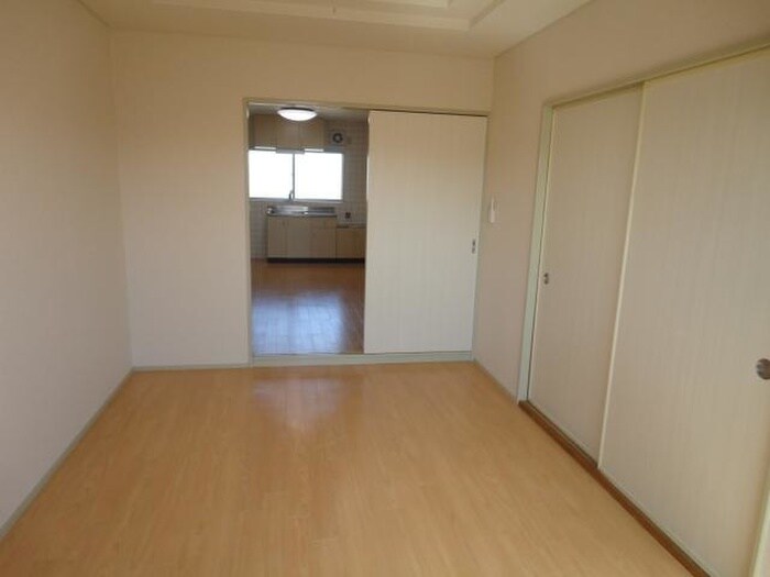 物件内観写真17　(居室)