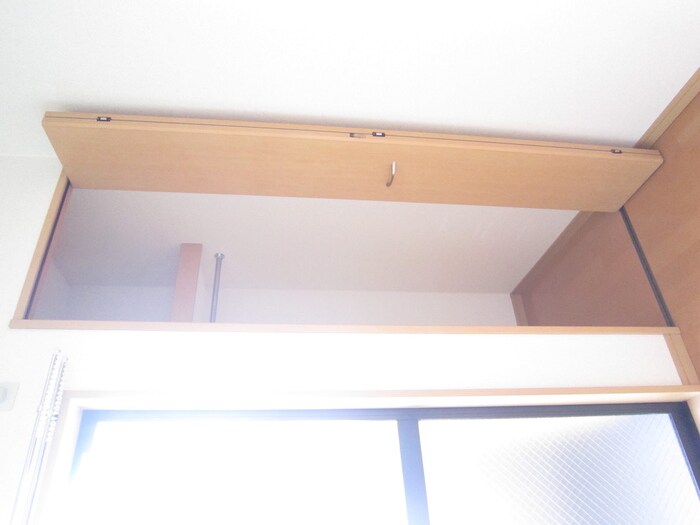 物件内観写真10　(収納)