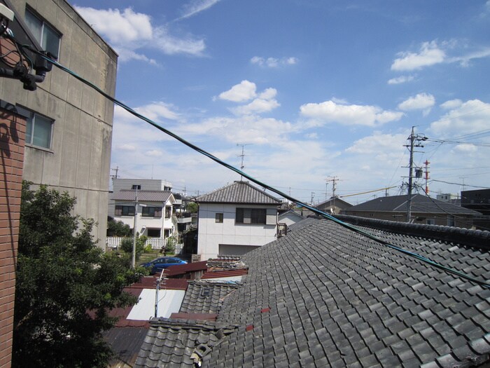 物件内観写真20　(室内からの展望)