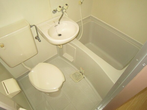 バス／シャワールーム等