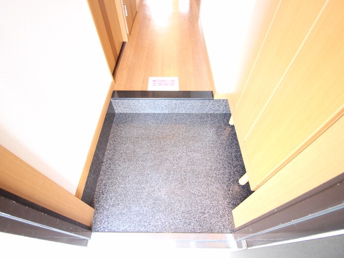 物件内観写真20　(玄関)