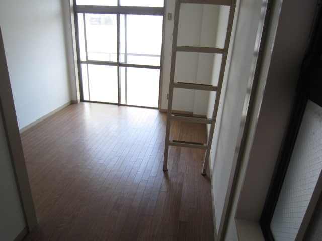 物件内観写真10　(居室)