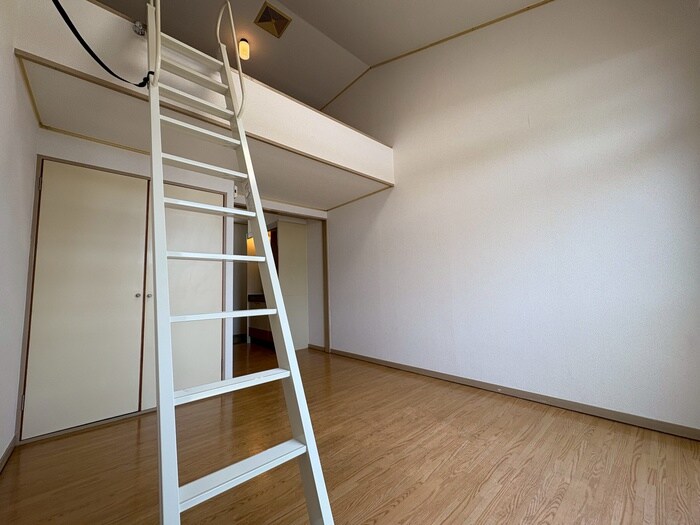 物件内観写真17　(居室)