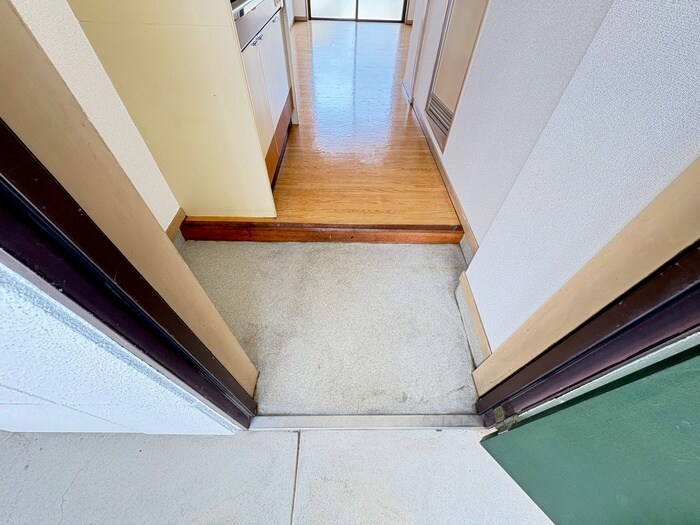 物件内観写真20　(玄関)