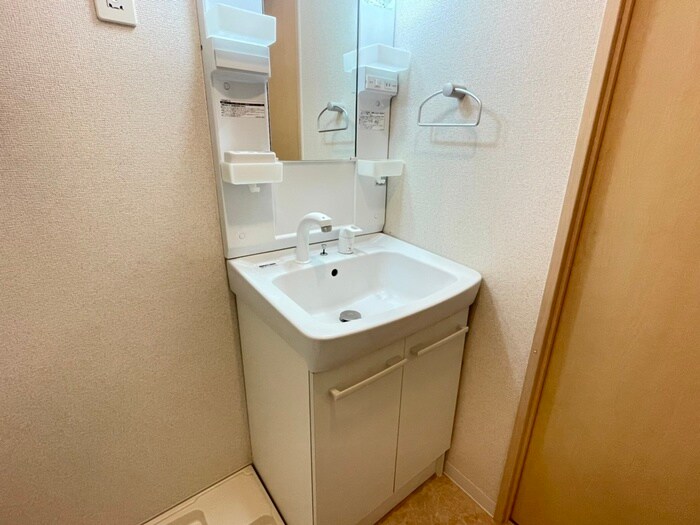 物件内観写真12　(洗面)