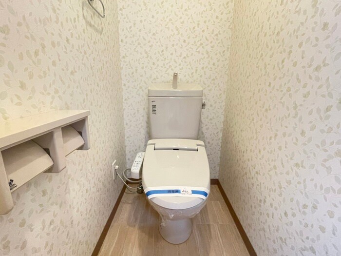 物件内観写真13　(トイレ)