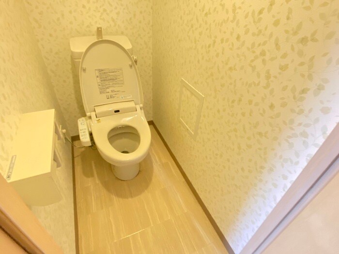 物件内観写真14　(トイレ)
