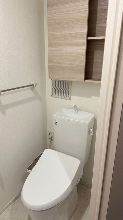 物件内観写真11　(トイレ)