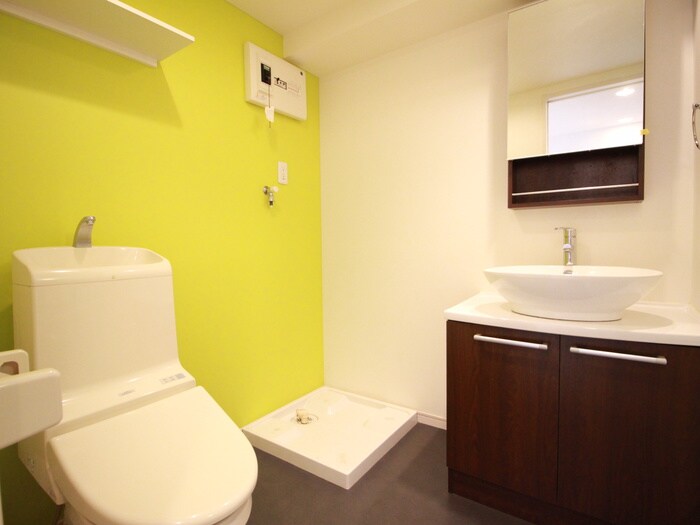 物件内観写真12　(トイレ)