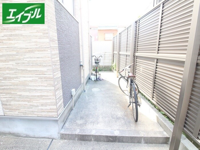 物件外観写真4　(外観写真)