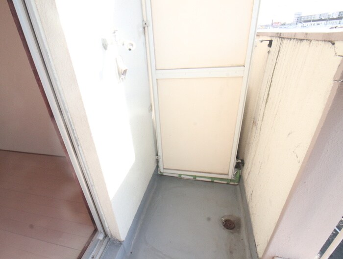 物件内観写真19　(洗濯機置場)