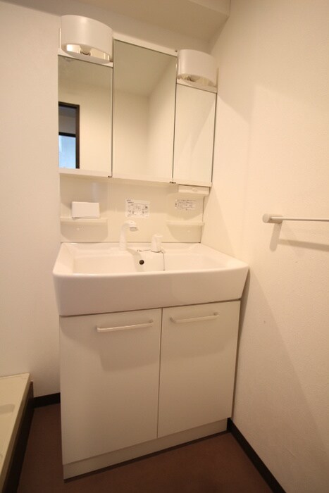 物件内観写真12　(洗面)