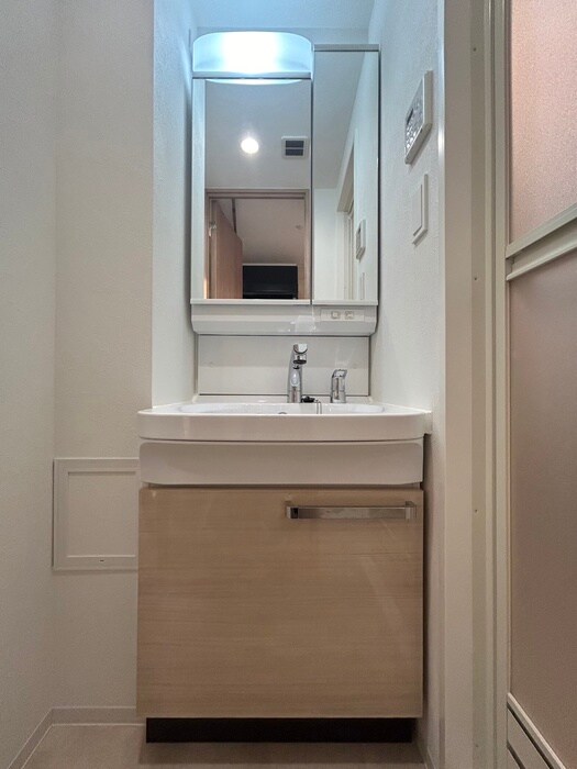 物件内観写真13　(洗面)