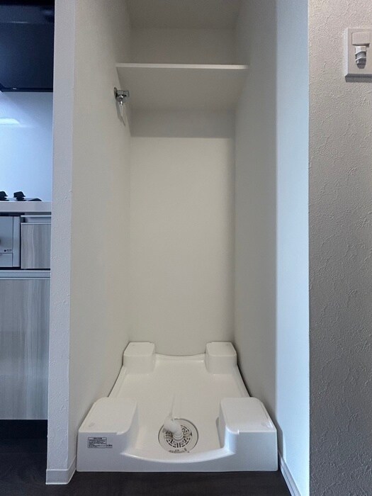 物件内観写真15　(洗濯機置場)