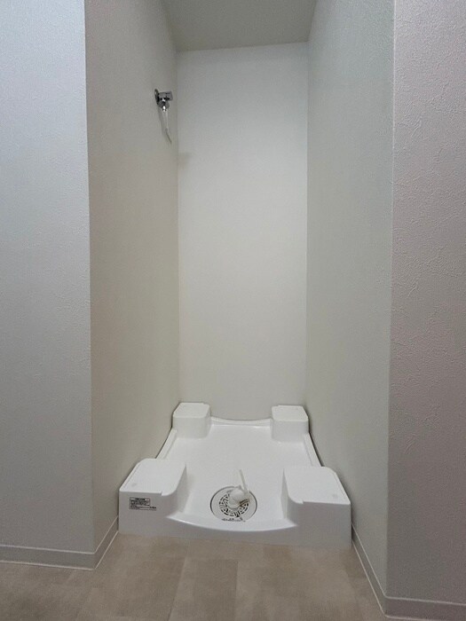 物件内観写真15　(洗濯機置場)