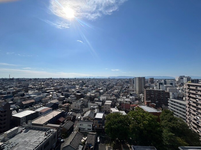 物件内観写真19　(室内からの展望)