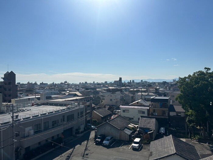 物件内観写真19　(室内からの展望)