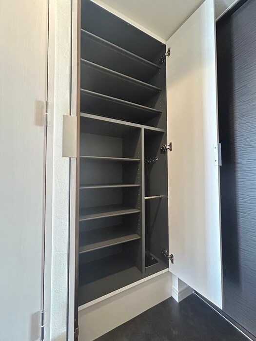 物件内観写真20　(靴箱)