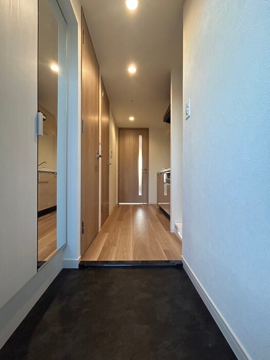 物件内観写真21　(玄関)