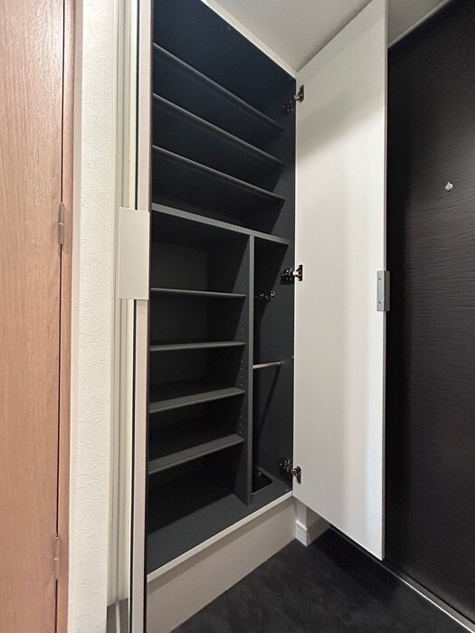 物件内観写真21　(靴箱)