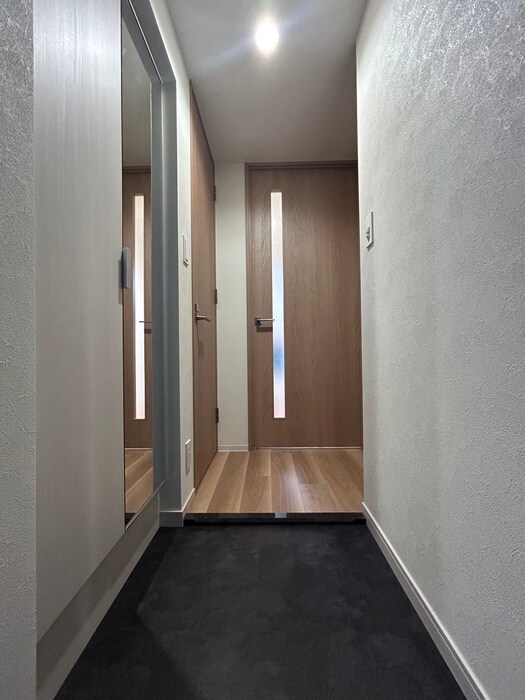 物件内観写真22　(玄関)