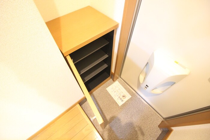 物件内観写真17　(靴箱)