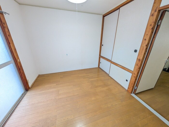 物件内観写真8　(居室)