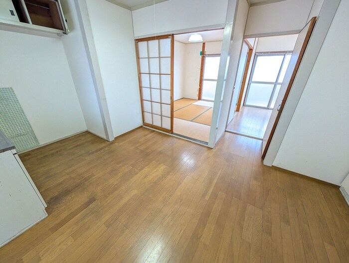 物件内観写真9　(居室)