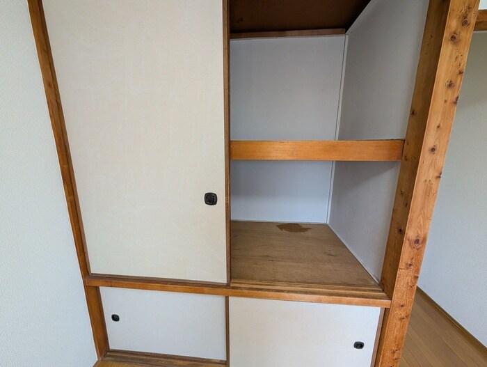 物件内観写真15　(収納)