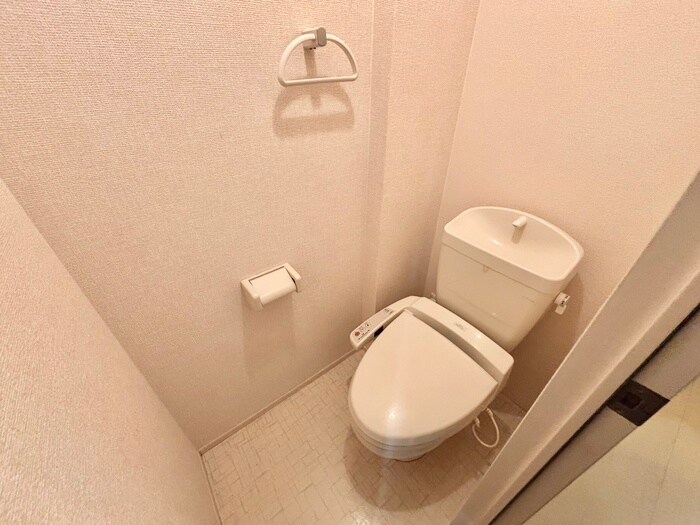 物件内観写真12　(トイレ)