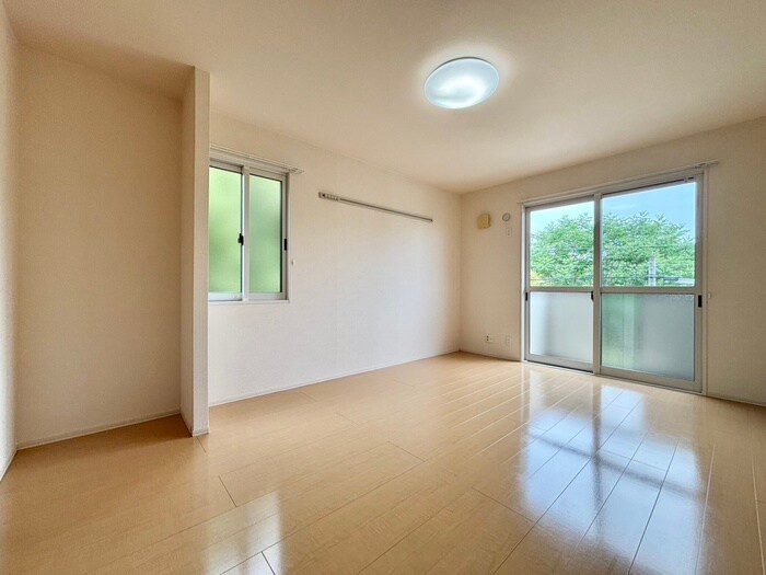 物件内観写真13　(居室)