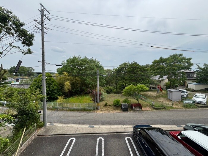 物件内観写真15　(室内からの展望)