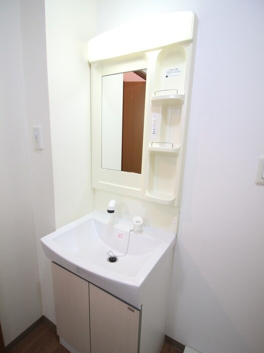 物件内観写真11　(洗面)